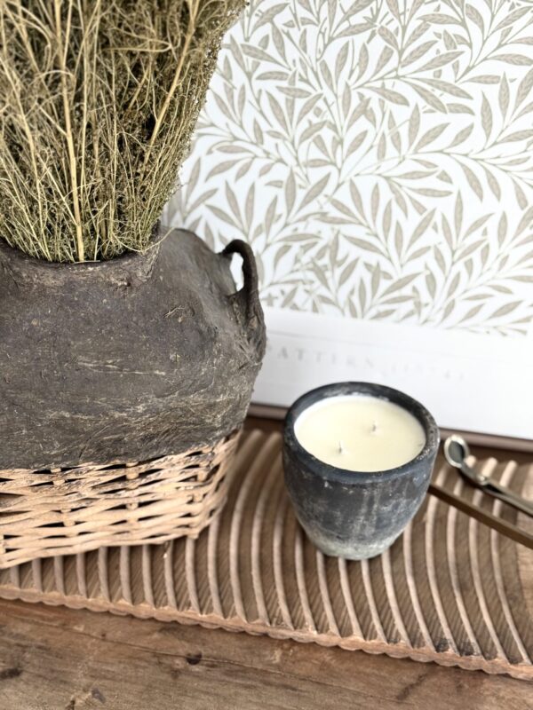 Clay Vessel Candle Palo Santo - Image 3
